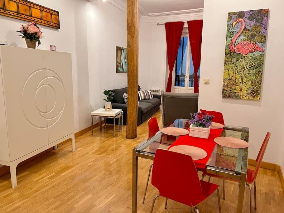 شقة Alojamiento Entero Centro: Piso . Chueca مدريد المظهر الخارجي الصورة